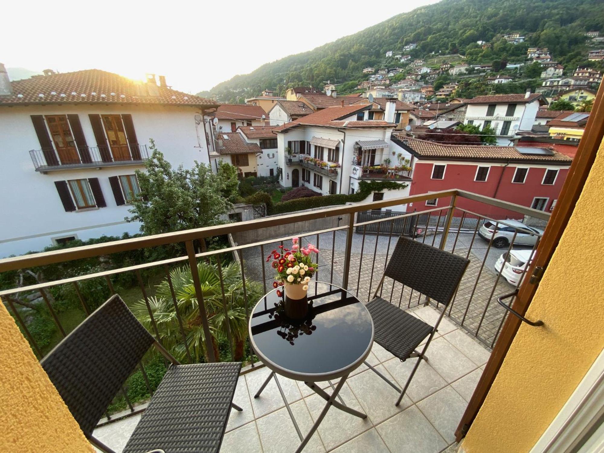 Penthouse Federico With Lake View - Residenza Silvana Вербания Экстерьер фото